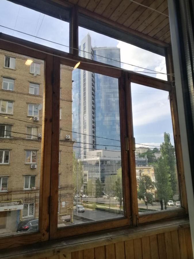 бульвар леси украинки 10 Киев