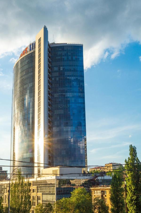бульвар леси украинки 10
